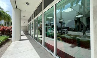 Design District Gallery Space - Image 2