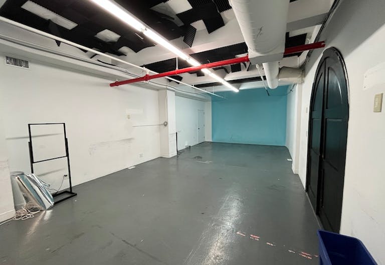 247 W 38th St - Image 2