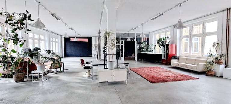 IKONIC STUDIO Photostudio and Event location in berlin - Image 0