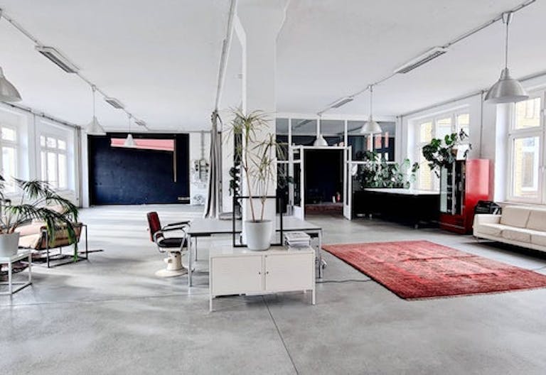 IKONIC STUDIO Photostudio and Event location in berlin - Image 0