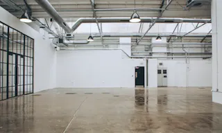 Amazing Large Event Space in Shoreditch - Image 6