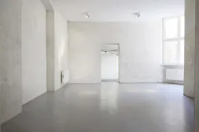 LIZZN Showroom & Gallery Space on Torstrasse - Image 3