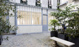 Marais Gallery on rue Portefoin - Image 3