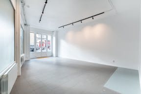 16 rue Saint-Antoine - Image 2