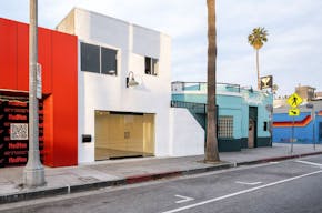 Art Gallery in Venice Beach - Image 1