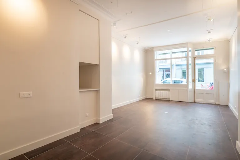 Rue Legendre Store - Image 2